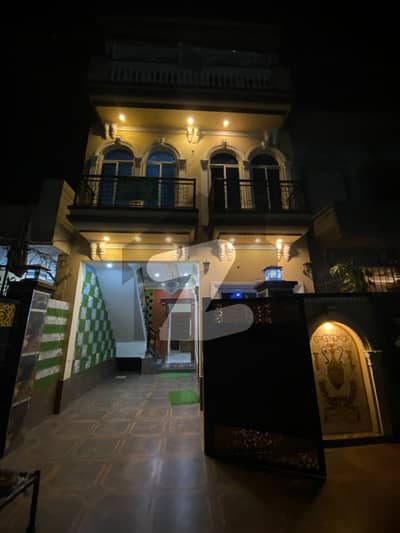 مرغزار آفیسرز کالونی لاہور میں 5 کمروں کا 5 مرلہ مکان 2.79 کروڑ میں برائے فروخت۔