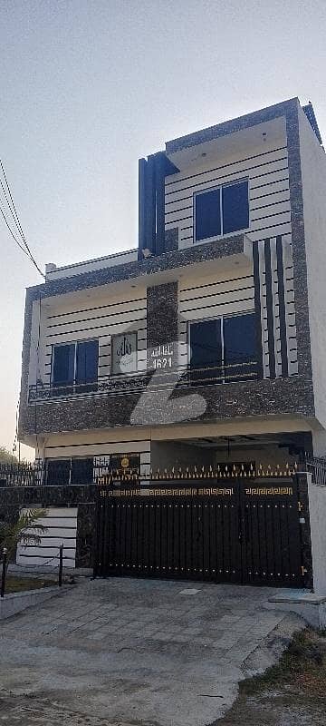 5 Marla Double Story House | Rooftop Pool | 6KW Solar | Park Street