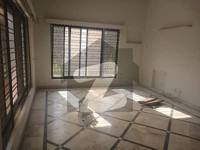 f10 size 600 ground portion fully furnished 1beds 1bath dd lounges parking Rent 110000 not real pic small family couple one person bachorls grils boy