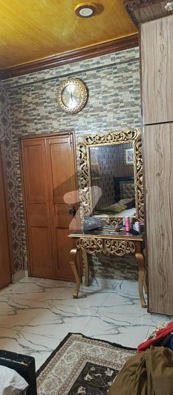 گلبرگ 2 گلبرگ,لاہور میں 2 کمروں کا 3 مرلہ فلیٹ 55.0 ہزار میں کرایہ پر دستیاب ہے۔