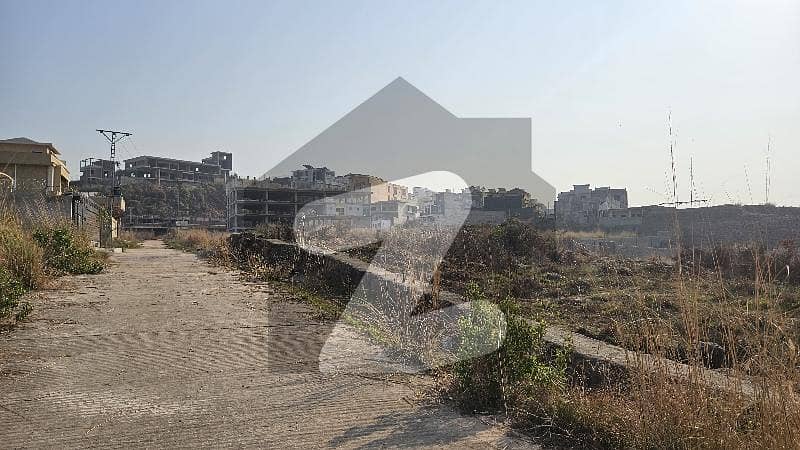 4 Kanal Level Developed Plot For Sale Main Upper Bani Gala. 4 Kanal Level Developed Plot For Sale Main Upper Bani Gala.