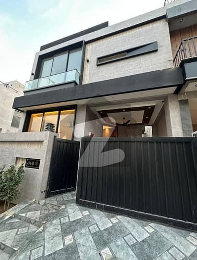 5 Marla Beautiful House Available For Rent