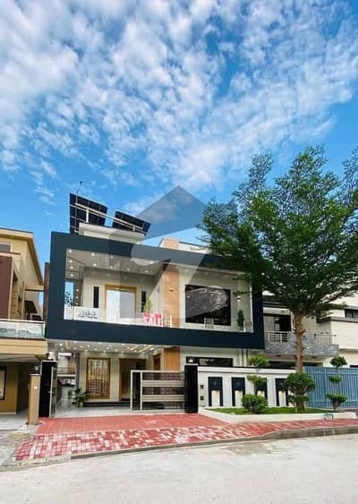 جناح گارڈنز فیز 1 جناح گارڈنز,ایف ای سی ایچ ایس,اسلام آباد میں 5 کمروں کا 7 مرلہ مکان 3.3 کروڑ میں برائے فروخت۔