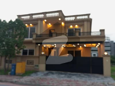 Bahria Enclave Islamabad Kanal House For Sale  Near To Main Entrance