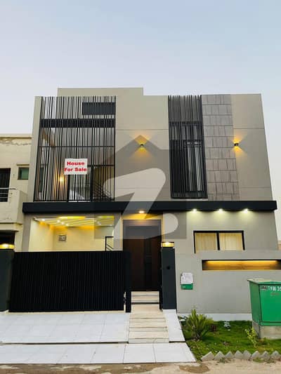 5 MARLA LUXURIOUS HOUSE FOR SALE AT PRIME LOCATION OF BAHRIA TOWN