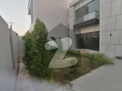 واپڈا ٹاؤن فیز 2 واپڈا ٹاؤن,ملتان میں 5 کمروں کا 1 کنال مکان 4.5 کروڑ میں برائے فروخت۔