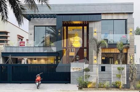 ڈی ایچ اے فیز 6 ڈیفنس (ڈی ایچ اے),لاہور میں 5 کمروں کا 1 کنال مکان 2.75 لاکھ میں کرایہ پر دستیاب ہے۔