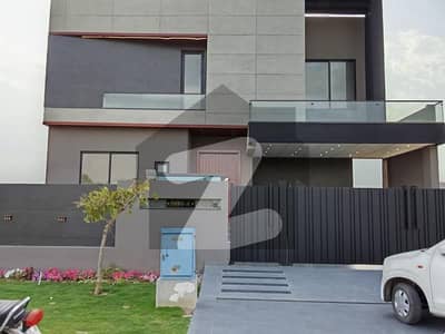 10 MARLA ELEGANT AND FULLY MAINTAINED SUPER HOT LOCATED BUNGALOW IS AVAILABLE IN THE BEST BLOCK OF FORMANITES HOUSING SOCIETY NEAR DHA LAHORE.