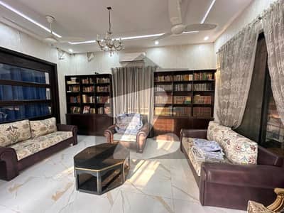 ڈی ایچ اے فیز 6 ڈیفنس (ڈی ایچ اے),لاہور میں 5 کمروں کا 1 کنال مکان 8.5 کروڑ میں برائے فروخت۔