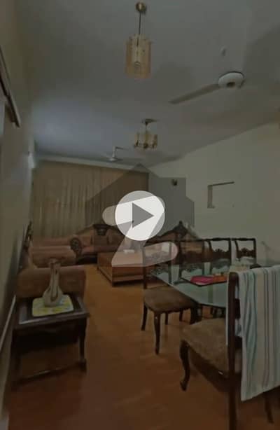 عسکری ہومز 1 عسکری ہومز,راہوالی کینٹ,گوجرانوالہ میں 4 کمروں کا 10 مرلہ مکان 3.75 کروڑ میں برائے فروخت۔