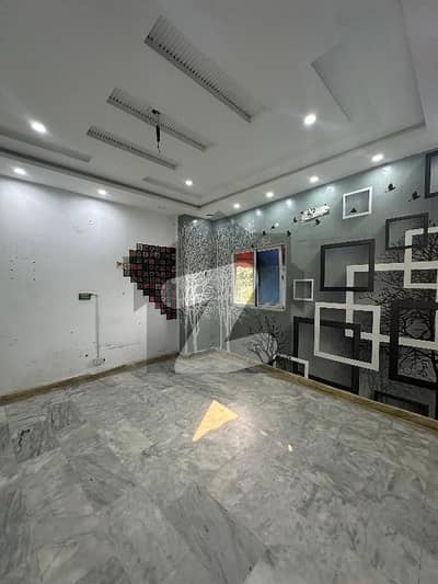 4 MARLA COMMERCIAL BUILDING TRIPPLE STOREY FOR SALE COLLEGE ROAD LAHORE