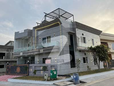 BRAND NEW CORNOR HOUSE FOR SALE