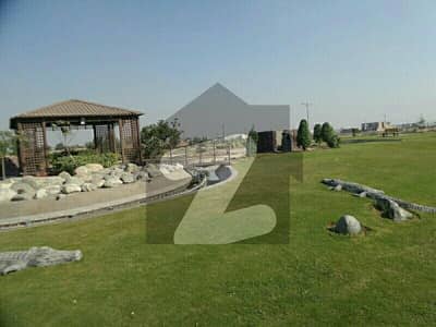 A Residential Plot Of 5 Marla In Eden Orchard