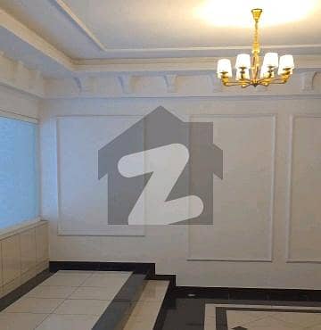 Ideally Located Flat Of 1050 Square Feet Is Available For sale In GT Road