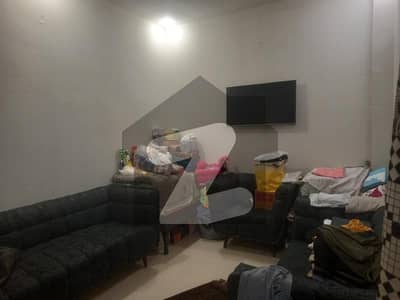 فیڈرل بی ایریا ۔ بلاک 15 فیڈرل بی ایریا,کراچی میں 3 کمروں کا 6 مرلہ زیریں پورشن 1.55 کروڑ میں برائے فروخت۔