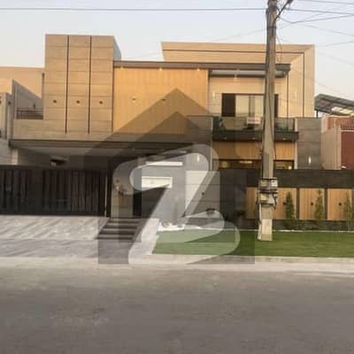 20 Marla 60 Feet Road Hot Location Beautiful Ultra Modern Bungalow Up For Sale In Valencia Town Lahore