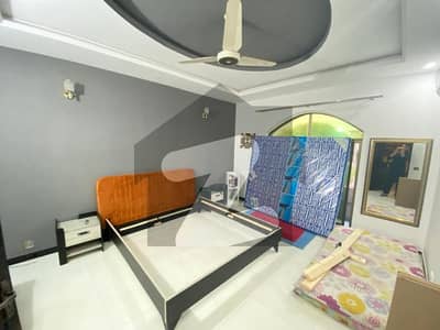 طارق گارڈنز ۔ بلاک اے طارق گارڈنز,لاہور میں 5 کمروں کا 12 مرلہ مکان 4.95 کروڑ میں برائے فروخت۔