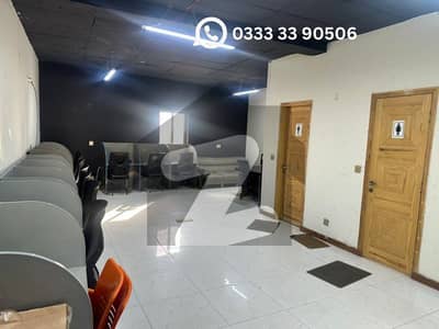 Corporate Office Space Gulberg Lahore | 1,300 Sq Ft | Ready to Move