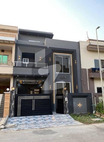 سٹی ہاؤسنگ سوسائٹی گوجرانوالہ میں 4 کمروں کا 5 مرلہ مکان 1.85 کروڑ میں برائے فروخت۔