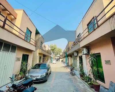 Ideal House For Sale In Peer Colony
