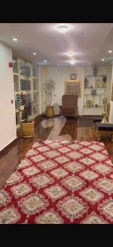 ایف ۔ 10 اسلام آباد میں 4 کمروں کا 1 کنال فلیٹ 12.7 لاکھ میں کرایہ پر دستیاب ہے۔