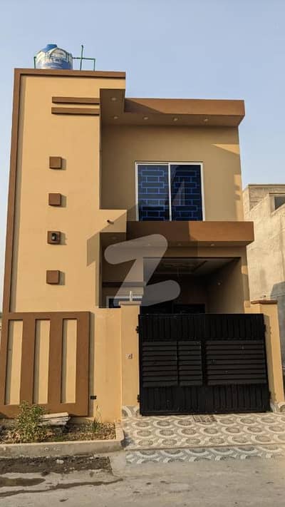 Modern 5 Marla Beauty For Sale Steps Away From The Park