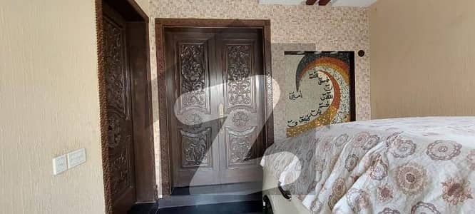 10 Marla House Available For Sale In Cavalry Ground