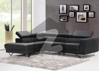 Bahria Town - Sector E Flat Sized 500 Square Feet