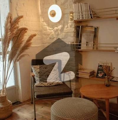 Bahria Town - Sector C Flat Sized 900 Square Feet Is Available