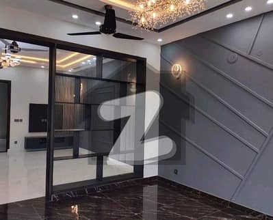 Spacious 10 Marla House Available For Sale In Bahria Town - Sector C