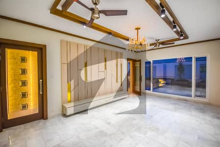 1 Kanal Upper Portion For Rent 3 Bed Luxury Portion DHA Phase 4