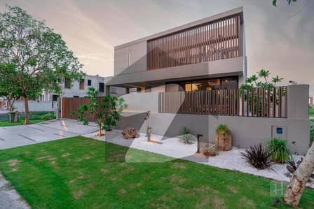 1 kanal Fully Furnished Full Basement Ultra Modern & Elegant Design House For Sale In DHA Phase 7