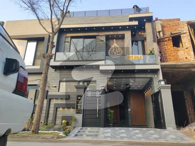 Brand New Dream House Near To Park Near To Lake City Mall Available For Sale Brand New Dream House Near To Park Near To Lake City Mall Available For Sale