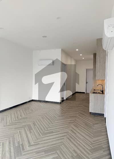 Brand-New Designer Apartment Brand-New Designer Apartment