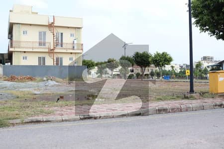 08 Marla Possession Plot | Front Open | Green Patch