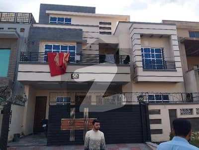 35x70 Beautiful House For Sale In G-13