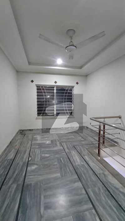 25+40 used house available for sale G13/4 ideal location nearly Kashmir highway Islamabad