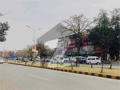 ایف ۔ 7 مرکز ایف ۔ 7,اسلام آباد میں 9 مرلہ عمارت 15.0 ارب میں برائے فروخت۔