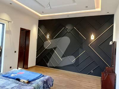 BEAUTIFULL UPPER PORTION FOR RENT IN DHA LAHORE BEAUTIFULL UPPER PORTION FOR RENT IN DHA LAHORE