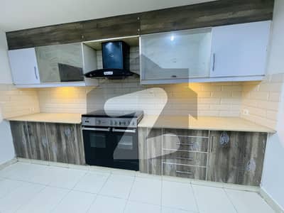 Good Condition Park View Apartment 3 Bedrooms For Rent