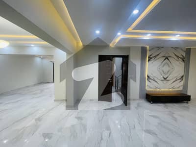 Top Location Brand New House 15 Marla For Rent