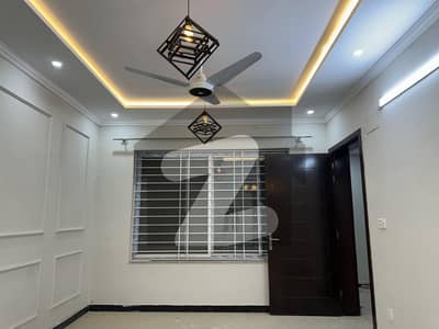 07 Marla Brand New House For Sale