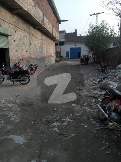 5 marla building for sale