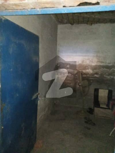 سگیاں والا بائی پاس روڈ لاہور میں 15 مرلہ گودام 75.0 ہزار میں کرایہ پر دستیاب ہے۔