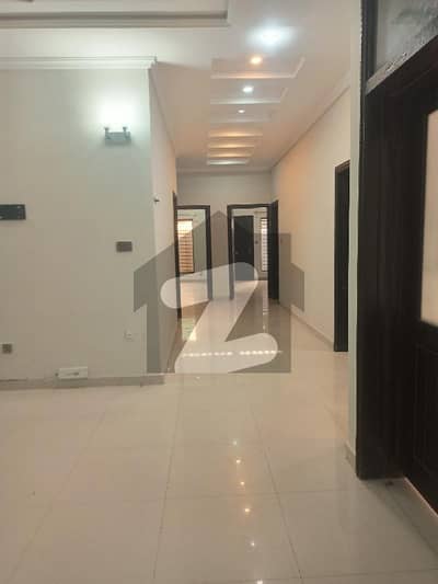 Neet and clean 16 Marla three bedroom ground portion for rent demand 135000 at Prime location