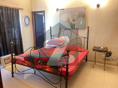 BEAUTIFULL ONE BEDROOM AVAILABLE FOR RENT IN DHA LAHORE