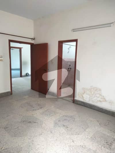 400 yards Single Storey House For Sale In Gulshan Block 13 400 yards Single Storey House For Sale In Gulshan Block 13