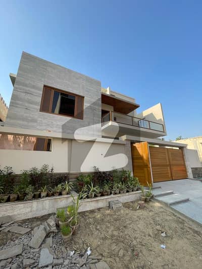 BRAND NEW 400 YARD BUNGALOW PHASE 6