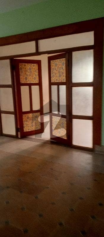 Corner Bungalow For Sale 240 Sqds Vip Block 5 Gulshan Iqbal