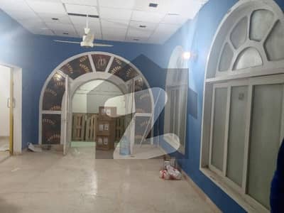 400, SQYARD GROUND FLOOR PORTION AVAILABLE FOR SILENT COMMERCIAL OFFICE USED IT SOFTWARE HOUSE